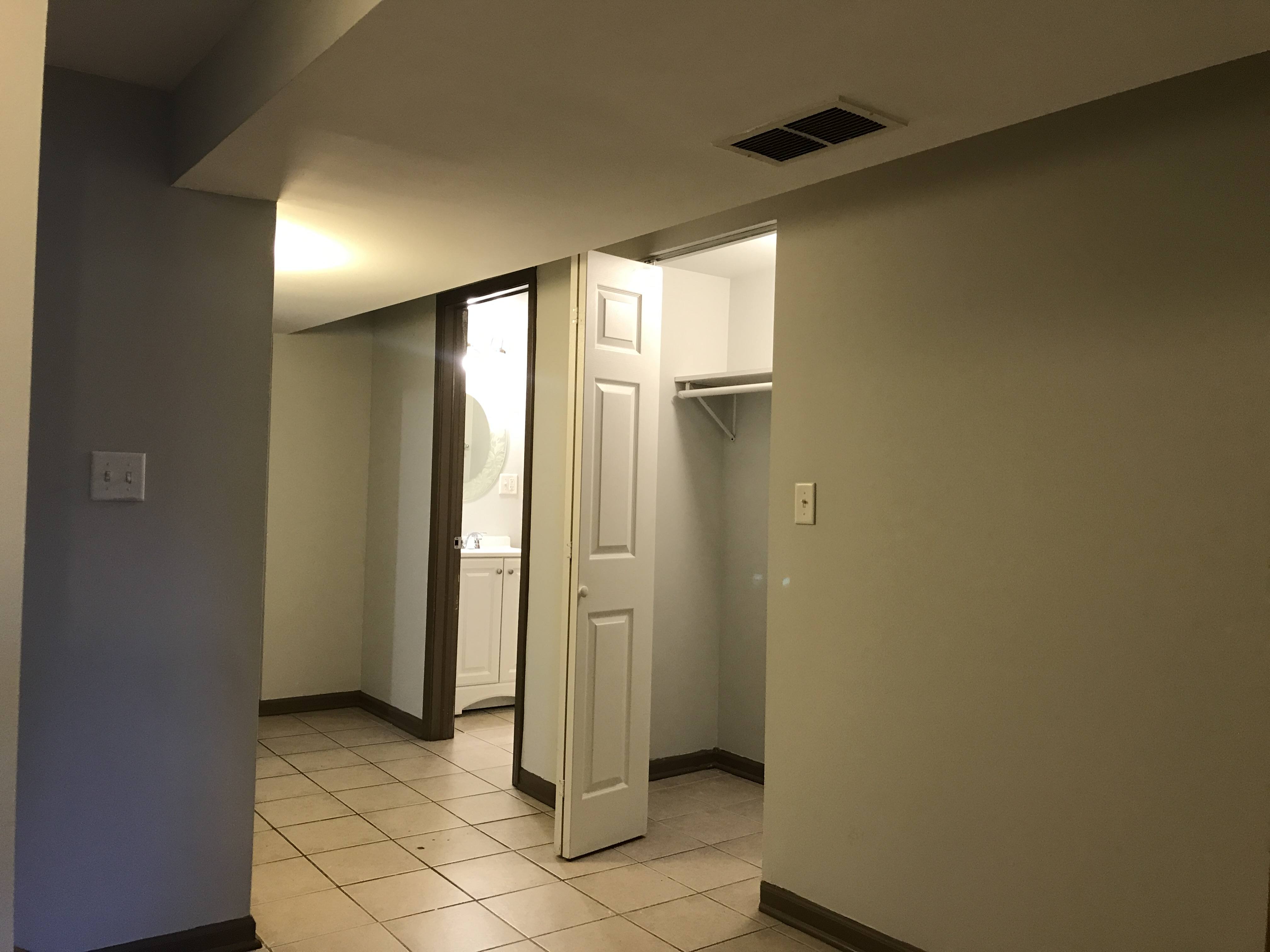 1364-66 N. Hamlin Ave. / 3807-11 W. Hirsch St. 1364-66 N. Hamlin Ave., Chicago, IL 60651 Humboldt Park - Leasing by Cross Street